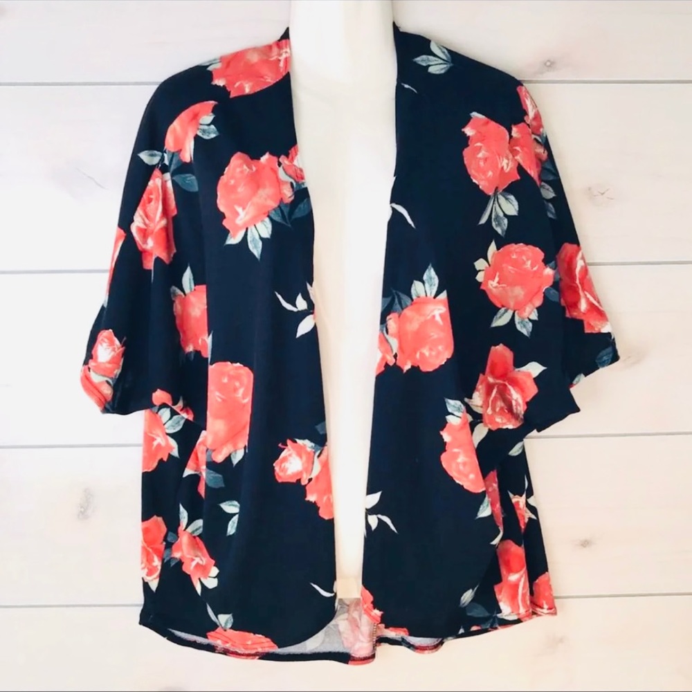 Black & Rose Floral Open Front Knit Short Sleeve Cardigan